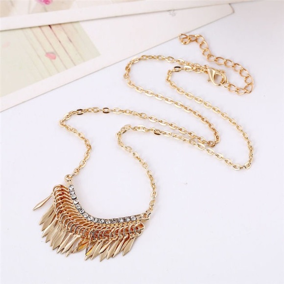 - -🆑 Bohemian Fringe Necklace with crystals - Picture 2 of 4